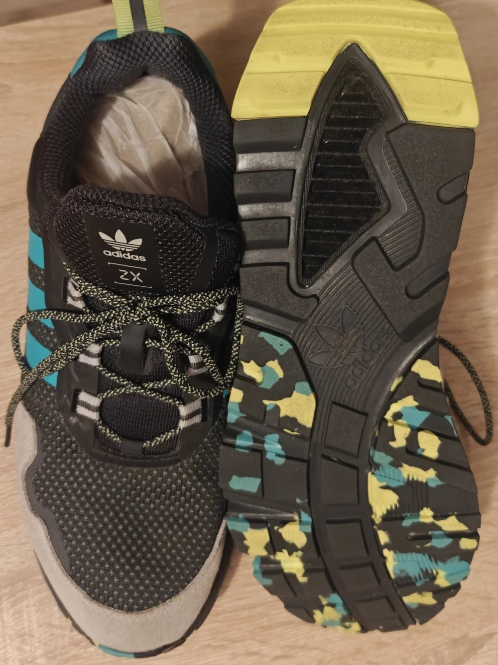 adidas low top